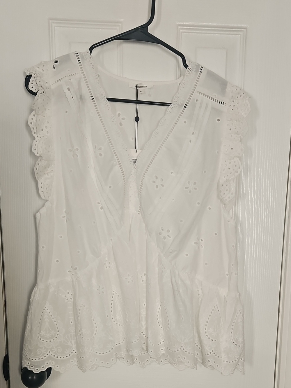 White Eyelet V-Neck Sleeveless Blouse